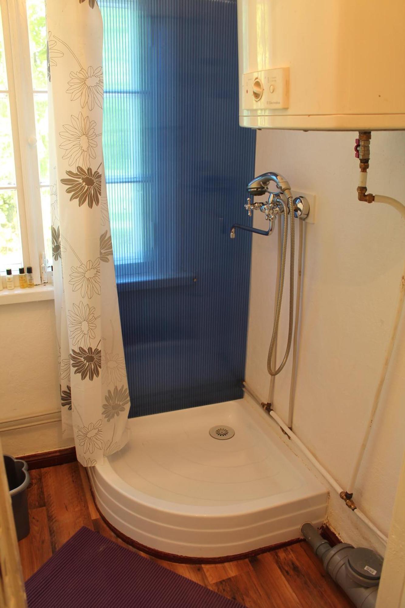 Lindi Kooli Kohvik Apartment *